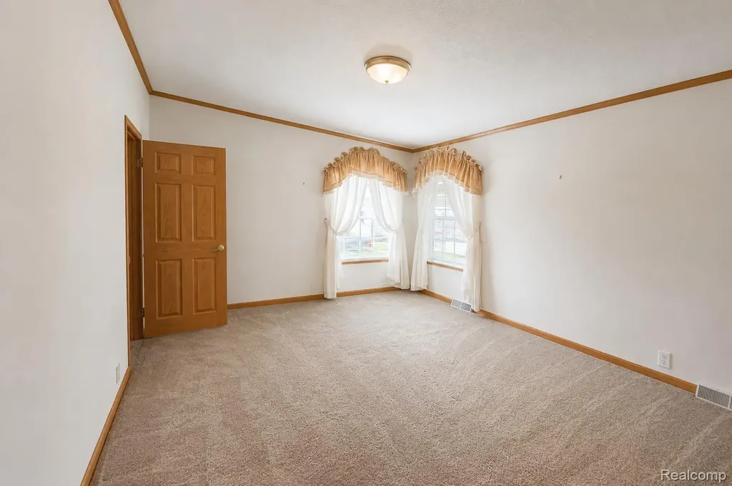 312 Cranberry Beach Boulevard White Lake Charter Township MI 48386