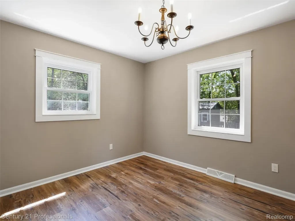 4921 Huron Drive Independence Charter Township MI 48348
