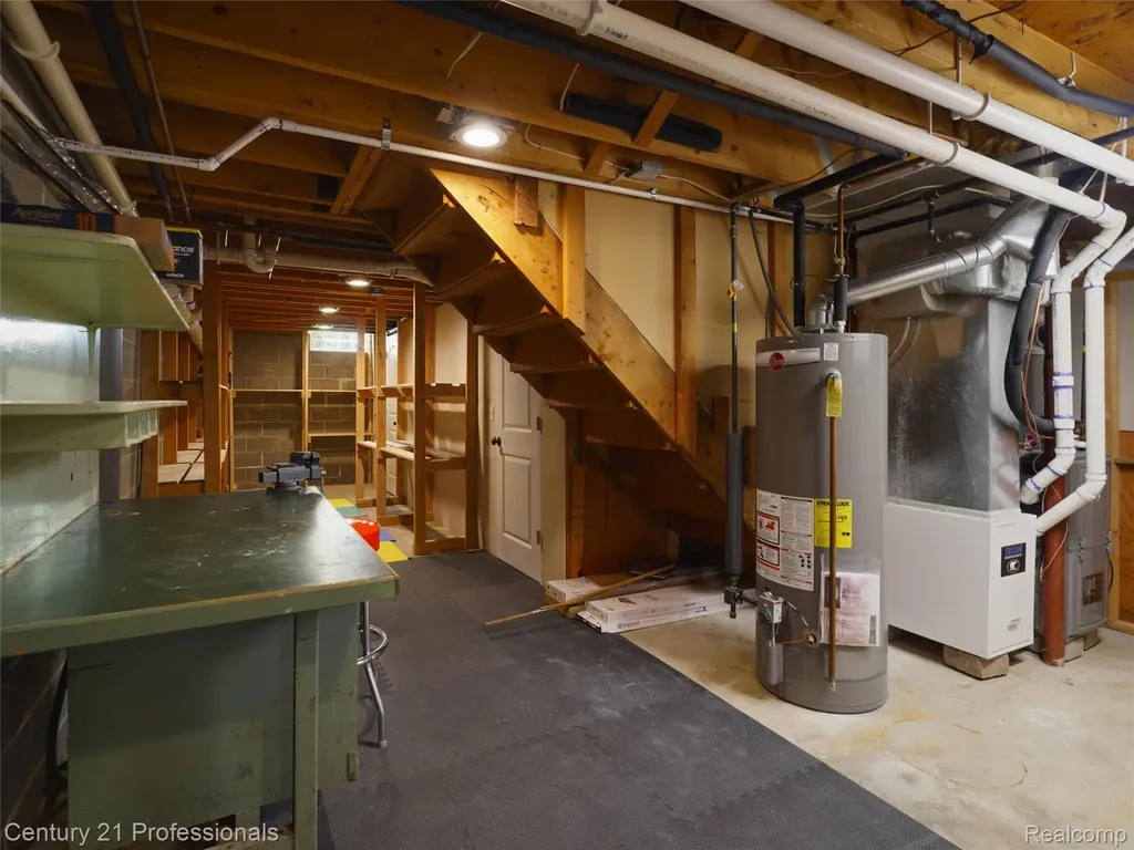 4921 Huron Drive Independence Charter Township MI 48348