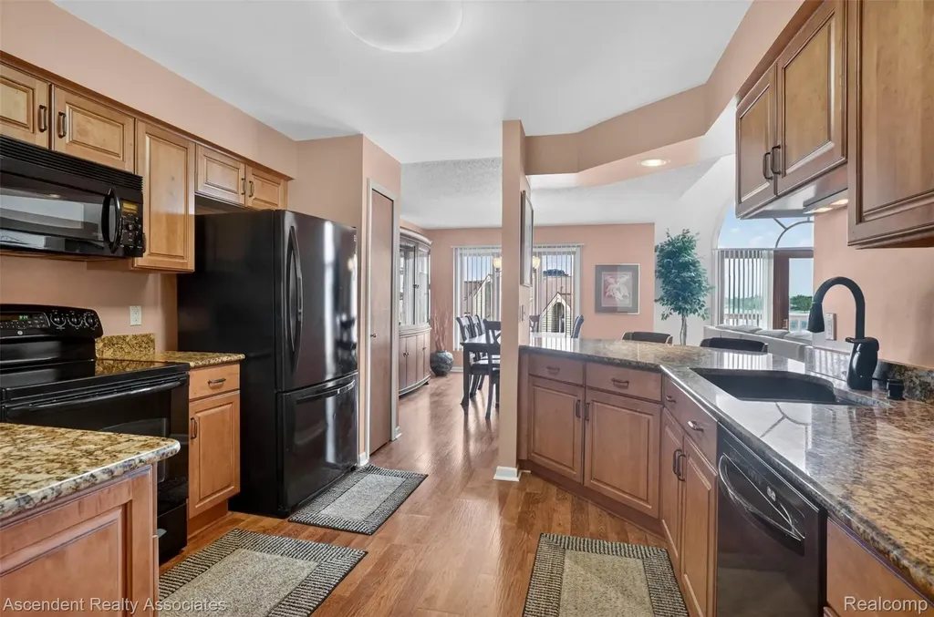 3372 Loon Lake Court Waterford Charter Township MI 48329