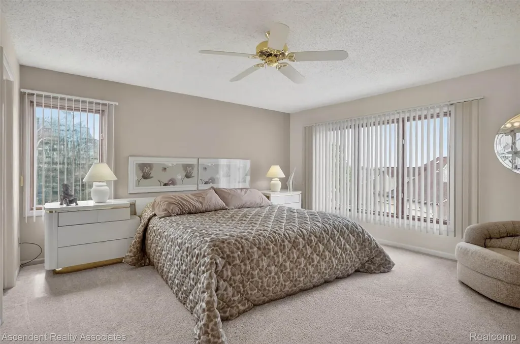 3372 Loon Lake Court Waterford Charter Township MI 48329