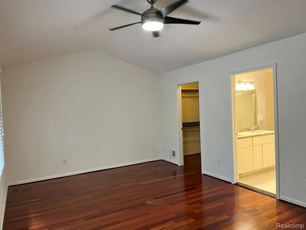 4455 Park Place Dr Park Place Drive Shelby Charter Township MI 48316