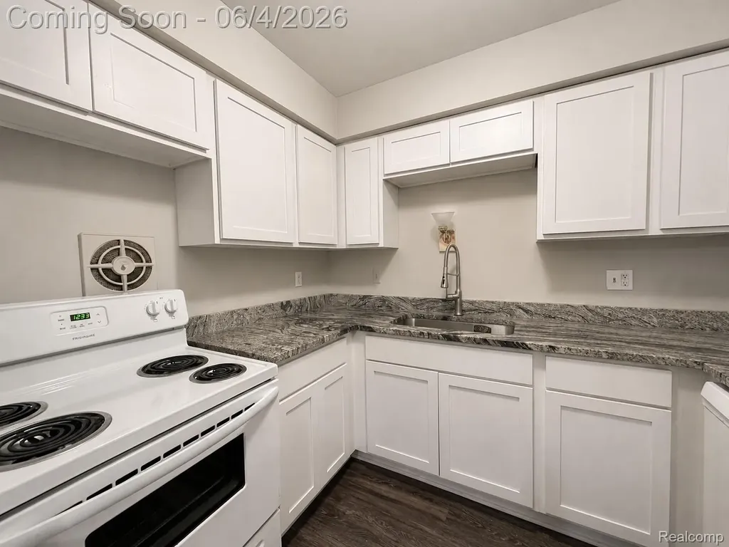 1880 Axtell Drive Troy City MI 48084