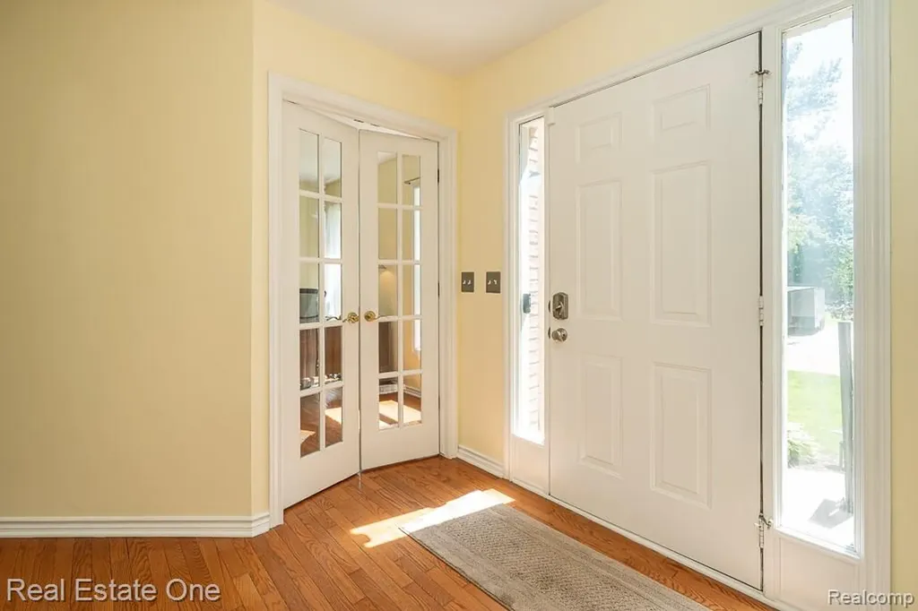 4833 Harding Avenue Independence Charter Township MI 48346