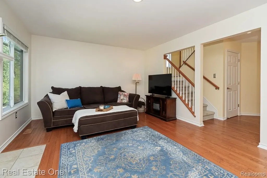 4833 Harding Avenue Independence Charter Township MI 48346