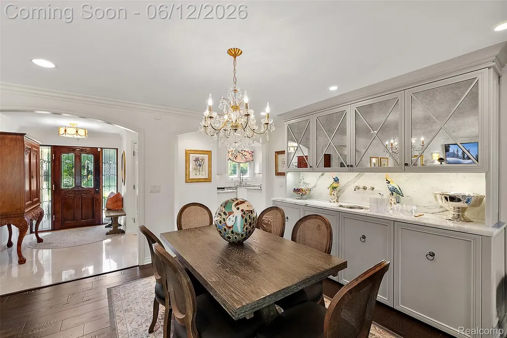 1276 Hillside Drive Birmingham City MI 48009