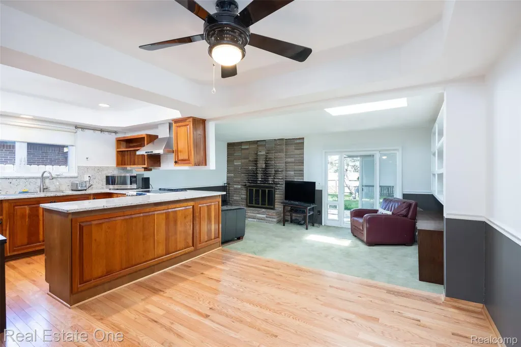 36424 Clifford Drive Sterling Heights City MI 48312