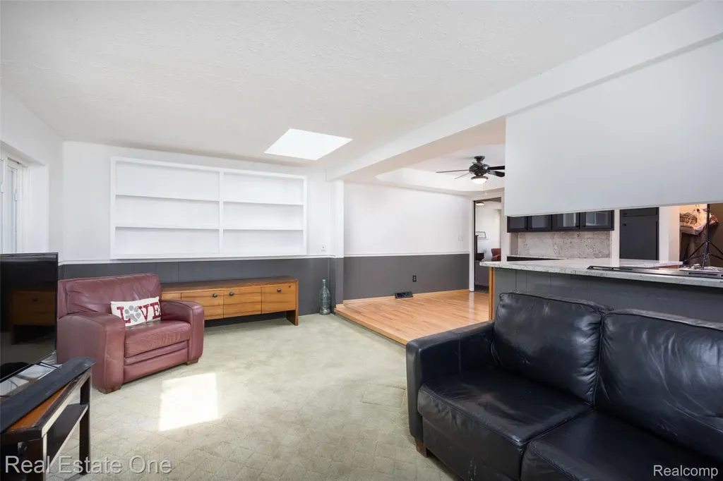 36424 Clifford Drive Sterling Heights City MI 48312