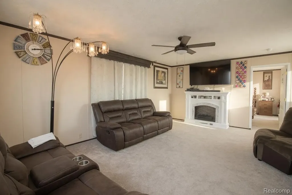 24445 Edwin Drive Brownstown Charter Township MI 48134