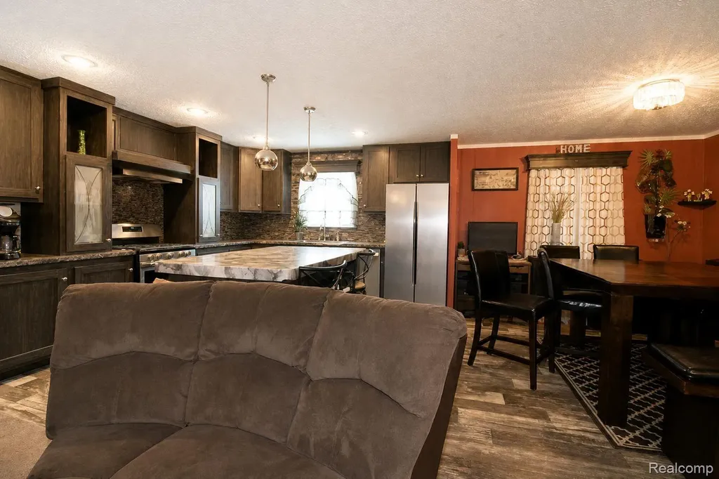 24445 Edwin Drive Brownstown Charter Township MI 48134