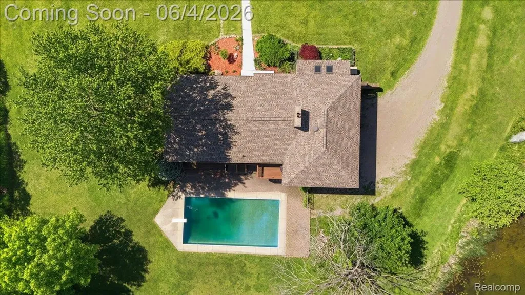 725 Deerpath Court Brandon Charter Township MI 48462