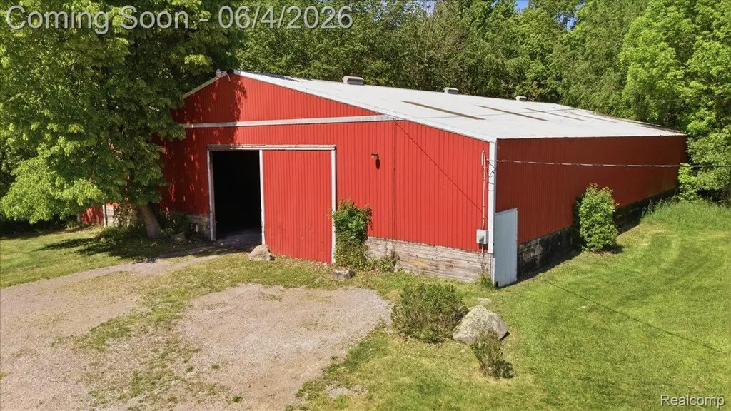 725 Deerpath Court Brandon Charter Township MI 48462