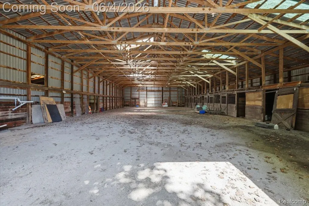 725 Deerpath Court Brandon Charter Township MI 48462