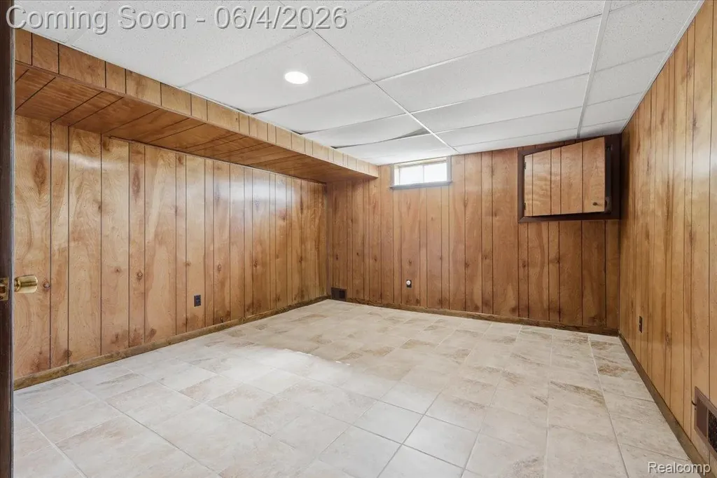 725 Deerpath Court Brandon Charter Township MI 48462