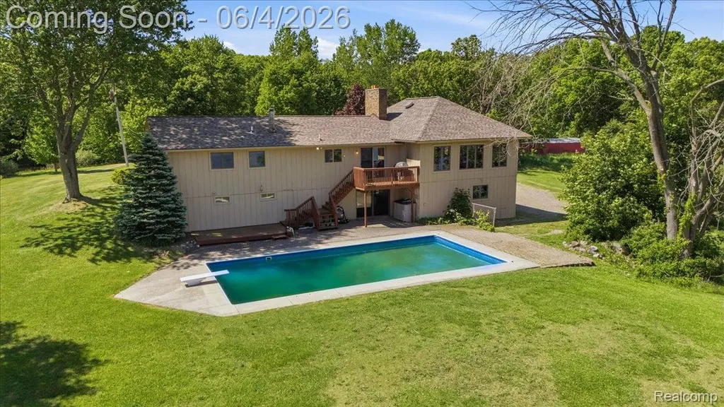 725 Deerpath Court Brandon Charter Township MI 48462