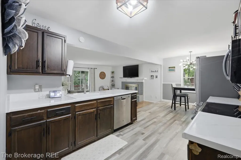 5639 Cross Village Road Grand Blanc Charter Township MI 48439