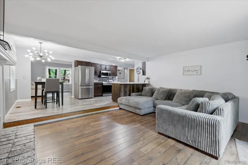 5639 Cross Village Road Grand Blanc Charter Township MI 48439