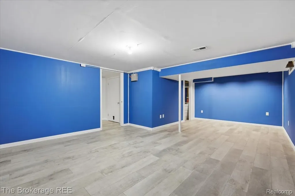 5639 Cross Village Road Grand Blanc Charter Township MI 48439