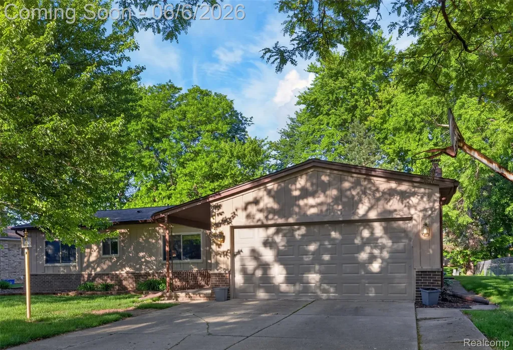 40142 Pallazo Street Clinton Charter Township MI 48038