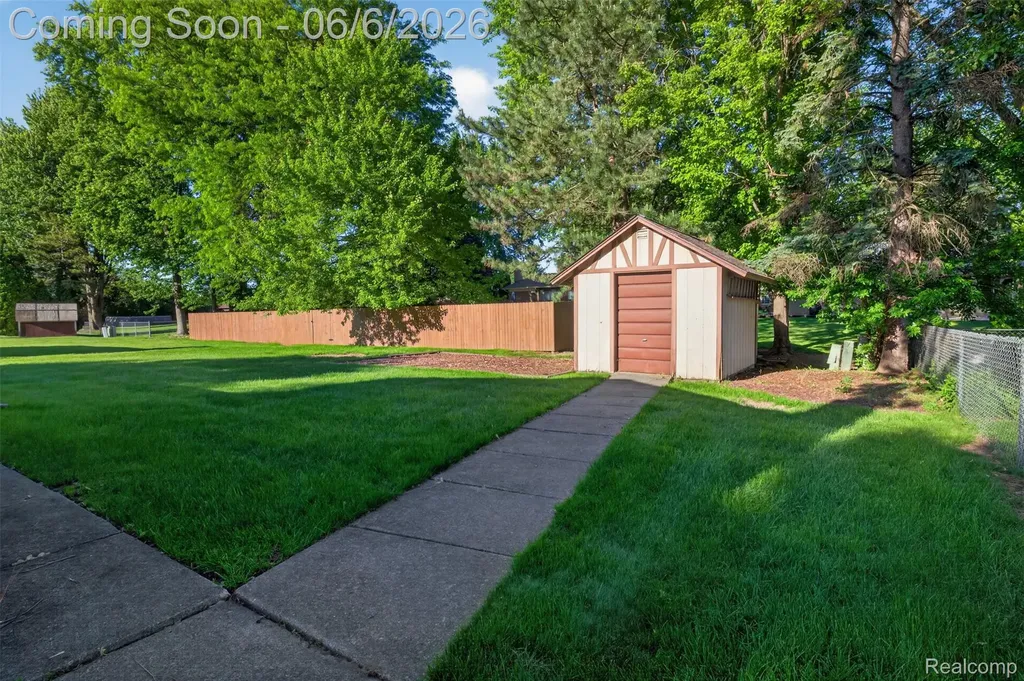 40142 Pallazo Street Clinton Charter Township MI 48038
