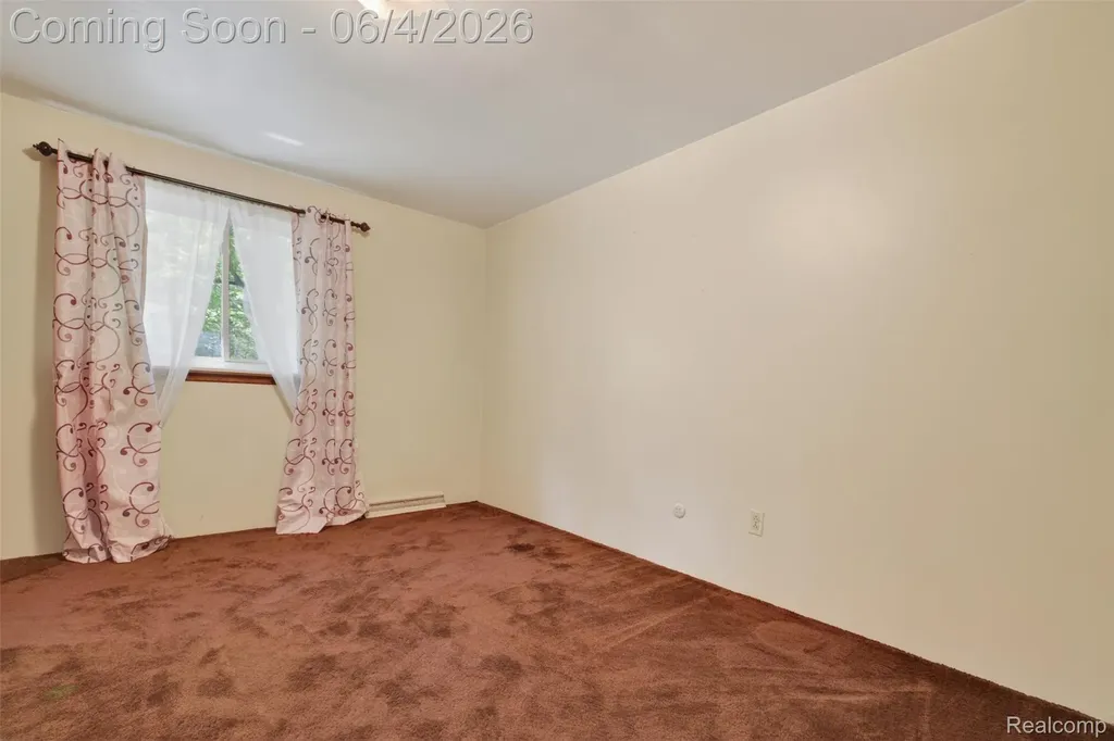 688 Bald Eagle Lake Road Brandon Charter Township MI 48462