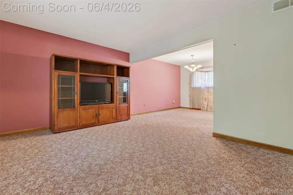 688 Bald Eagle Lake Road Brandon Charter Township MI 48462