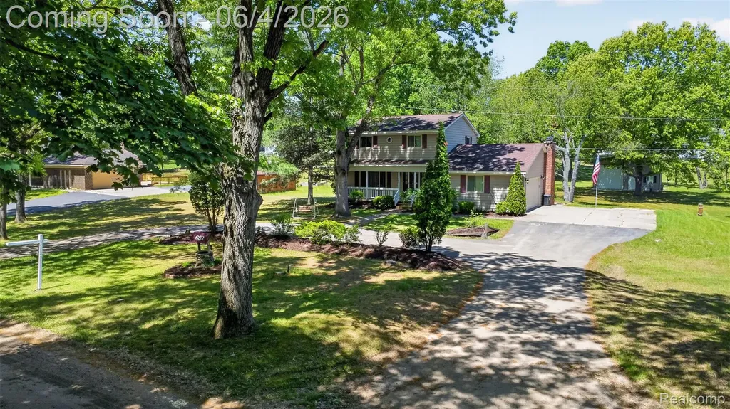 688 Bald Eagle Lake Road Brandon Charter Township MI 48462