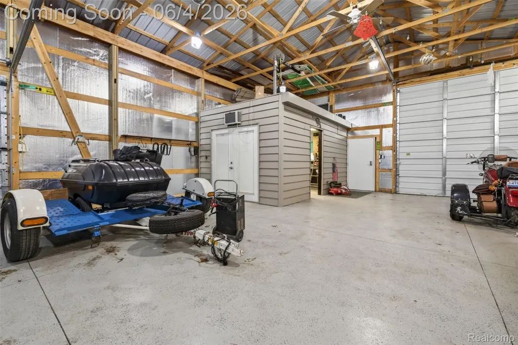 688 Bald Eagle Lake Road Brandon Charter Township MI 48462