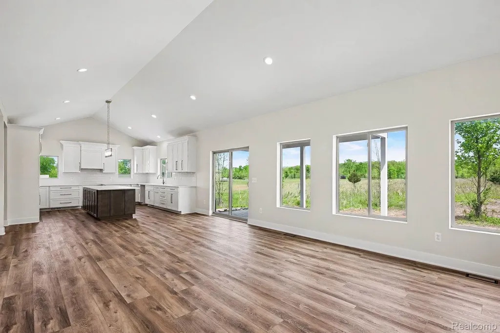 57560 Omo Road Ray Township MI 48096