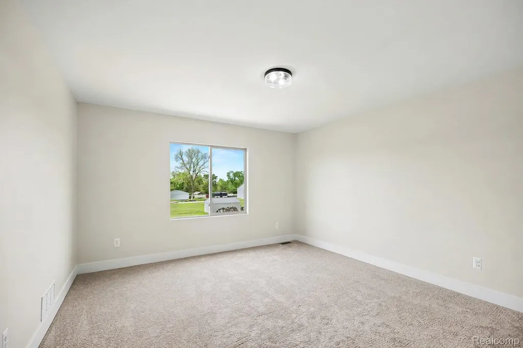 57560 Omo Road Ray Township MI 48096
