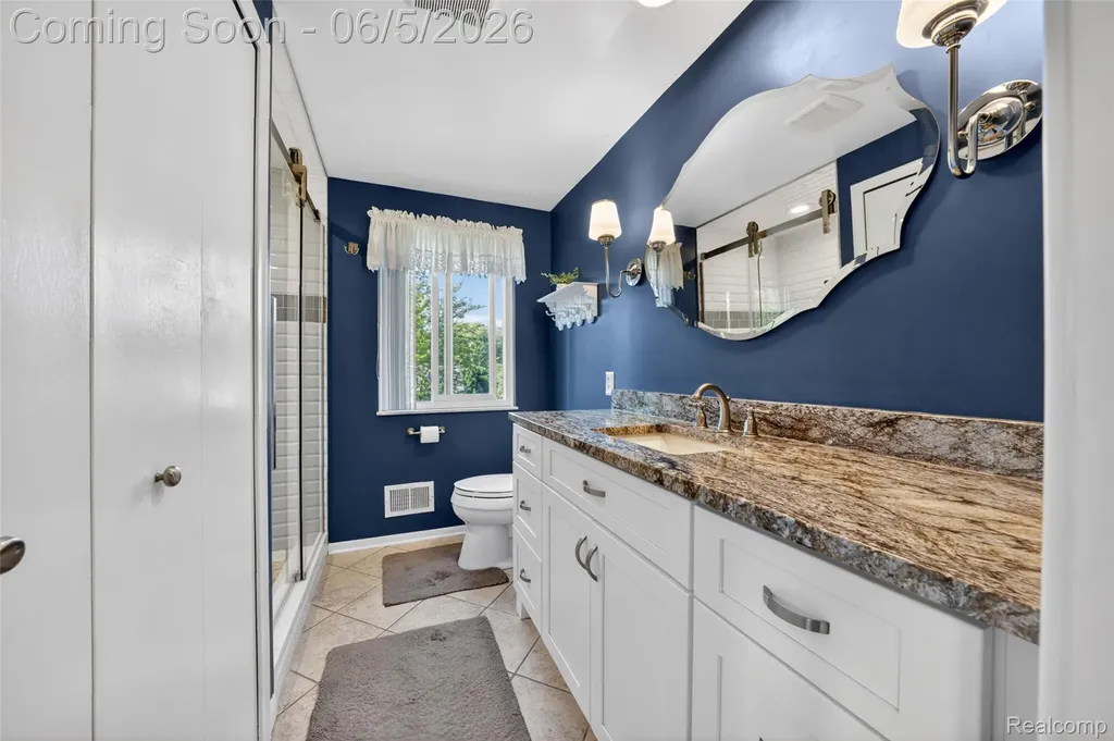 7841 Rampart Trail Waterford Charter Township MI 48327