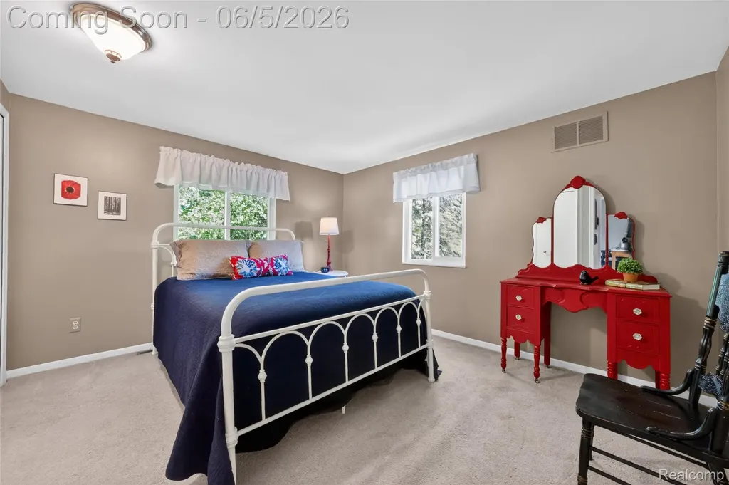 7841 Rampart Trail Waterford Charter Township MI 48327
