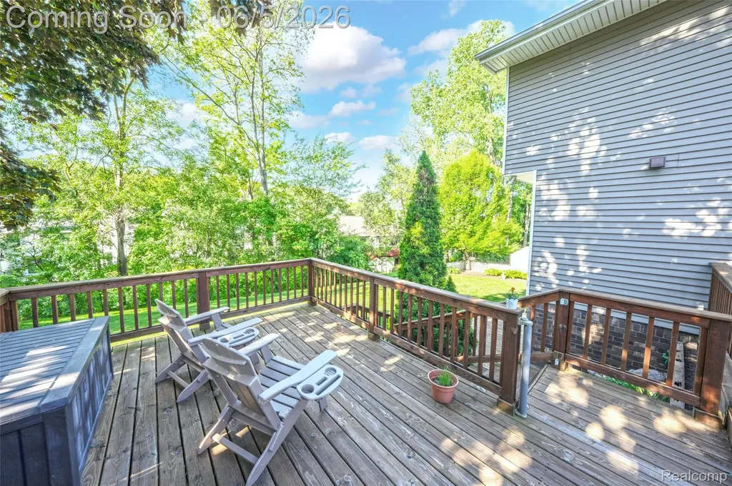 7841 Rampart Trail Waterford Charter Township MI 48327