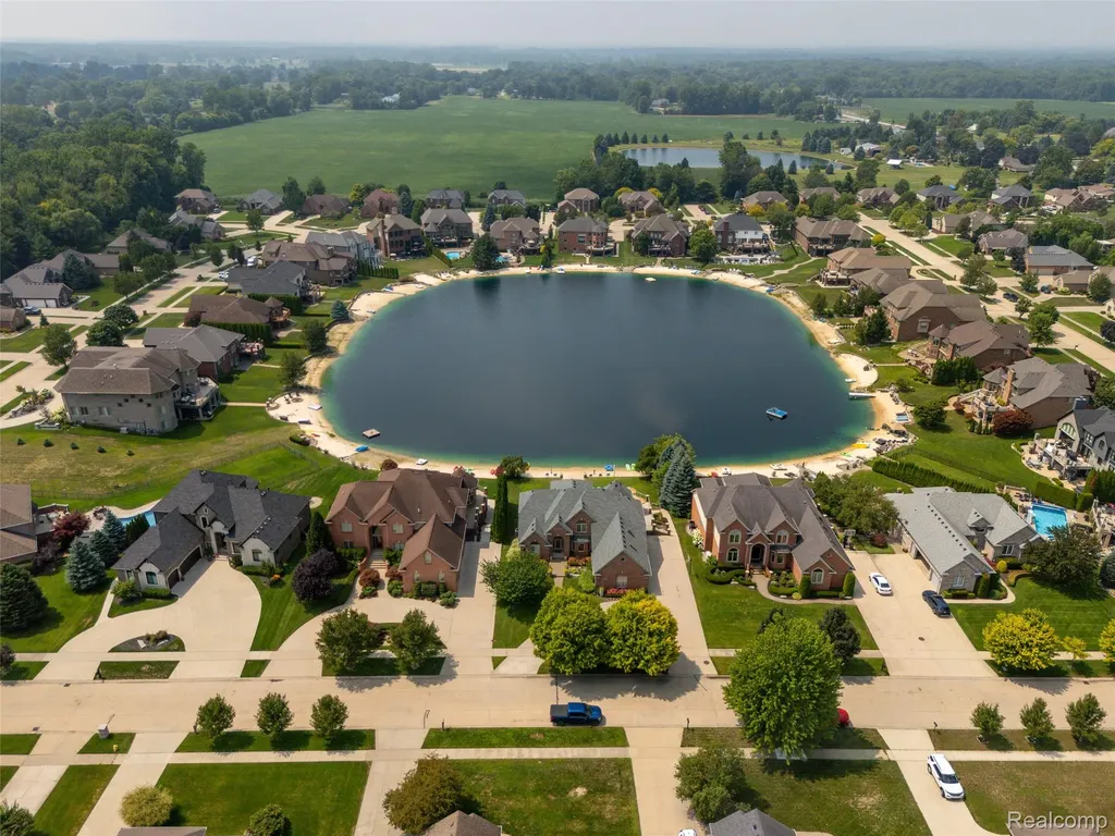 52455 Indian Summer Drive Chesterfield Township MI 48051