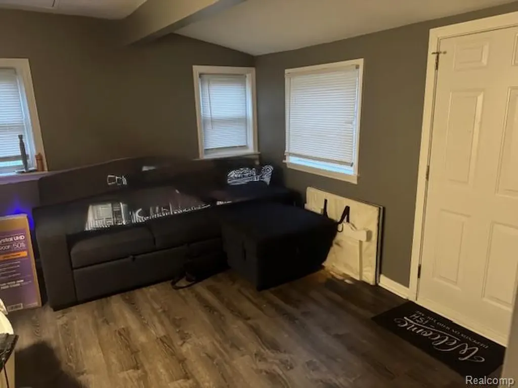 6606 Cornell Street Taylor City MI 48180