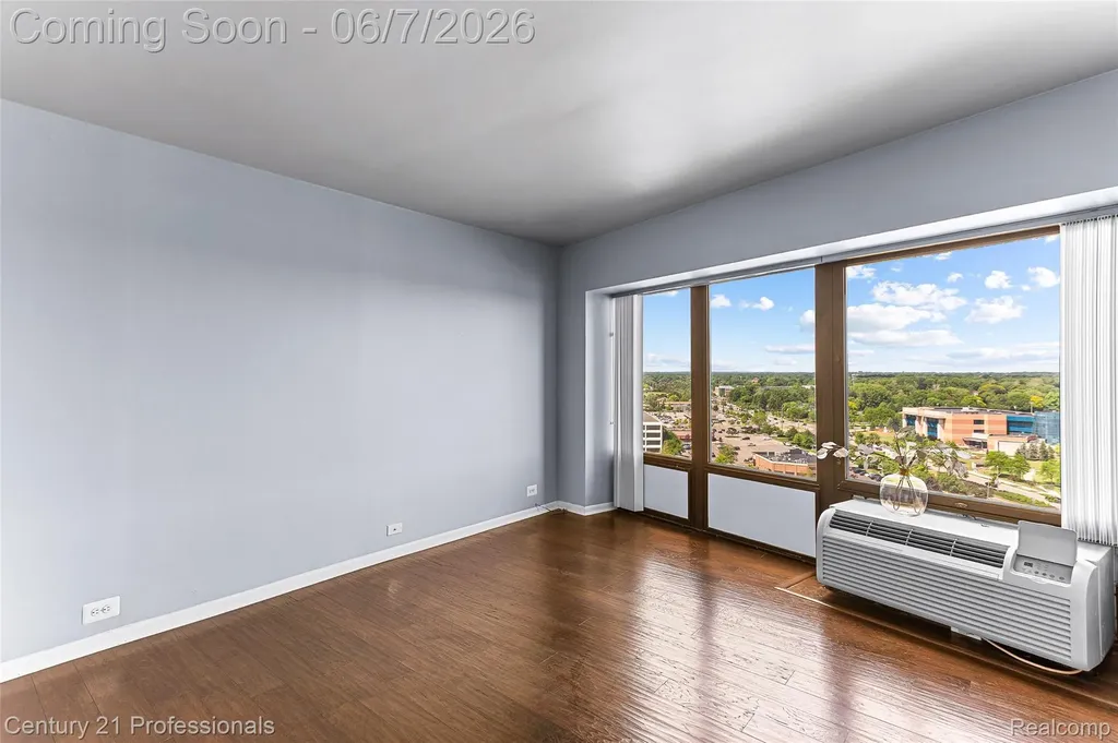5000 Town Center #1605 Southfield City MI 48075
