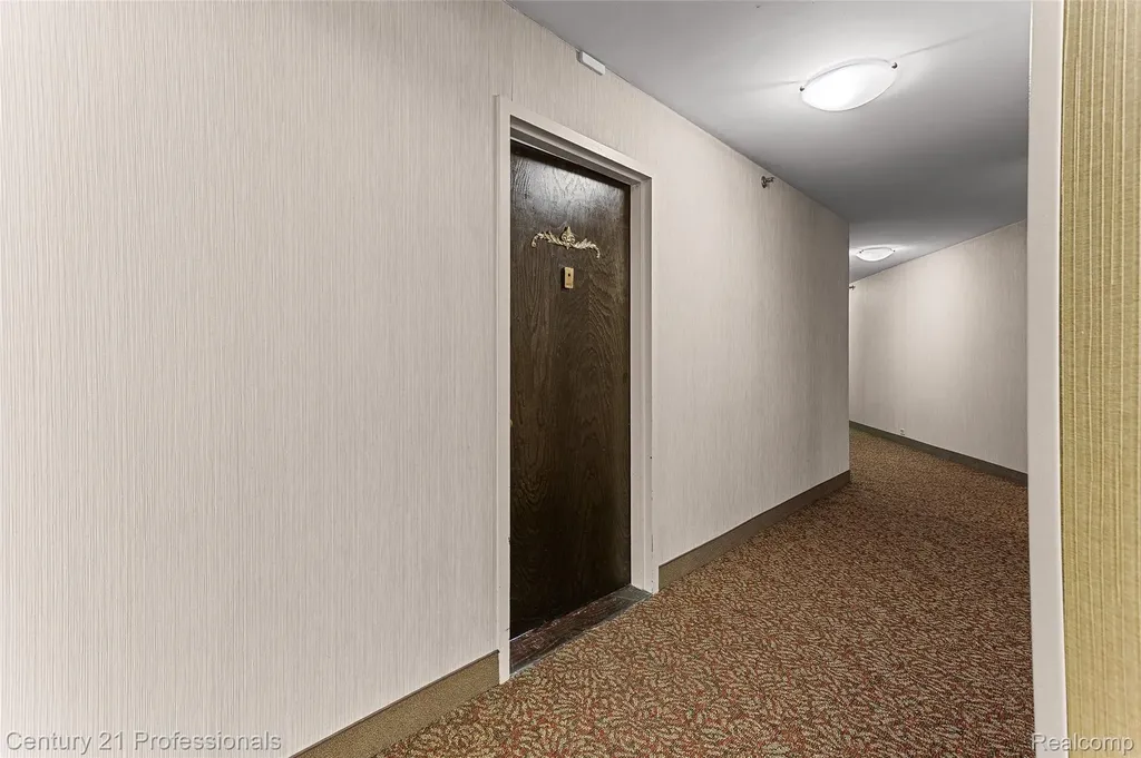 5000 Town Center #1605 Southfield City MI 48075