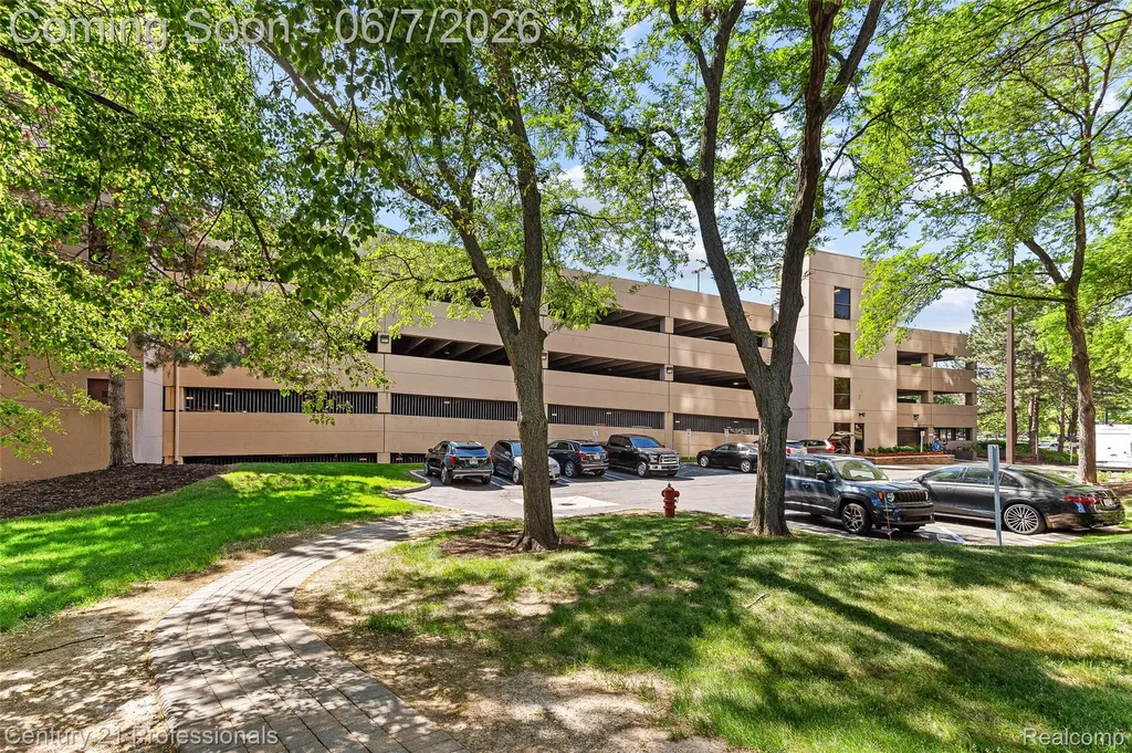 5000 Town Center #1605 Southfield City MI 48075