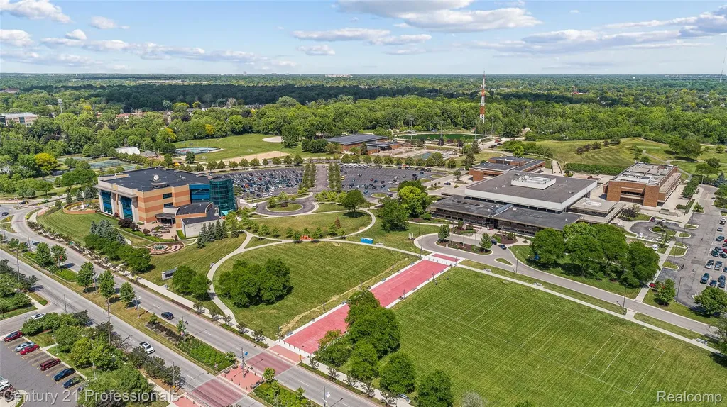 5000 Town Center #1605 Southfield City MI 48075