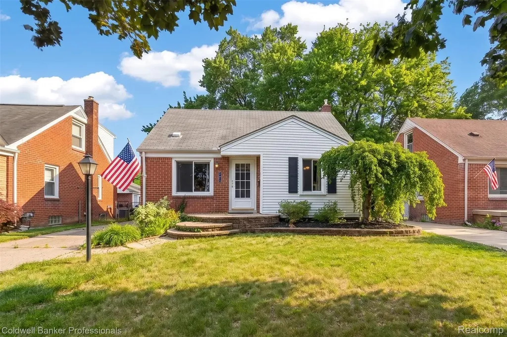 3211 Ferris Avenue Royal Oak City MI 48073