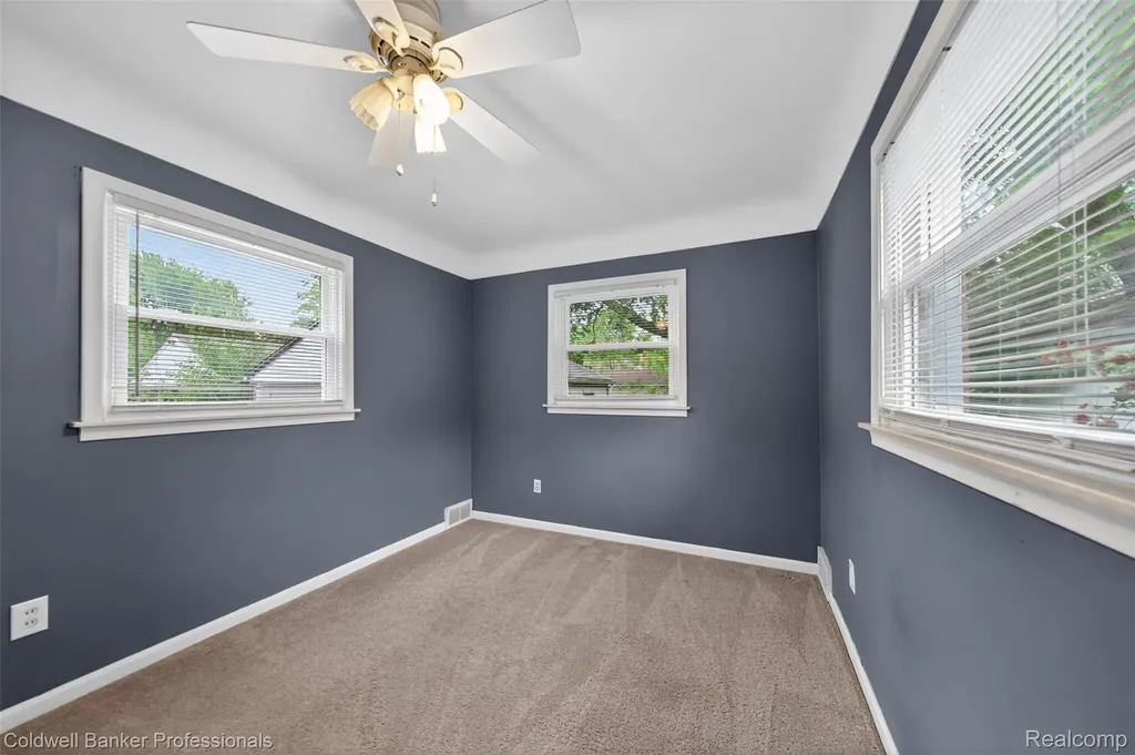 3211 Ferris Avenue Royal Oak City MI 48073
