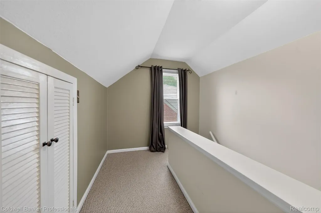 3211 Ferris Avenue Royal Oak City MI 48073