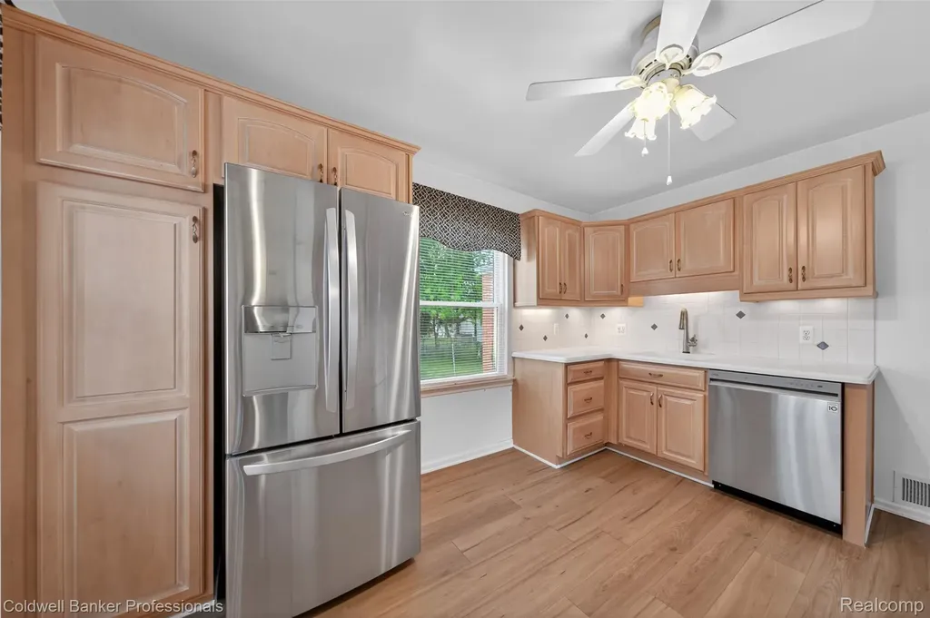 3211 Ferris Avenue Royal Oak City MI 48073