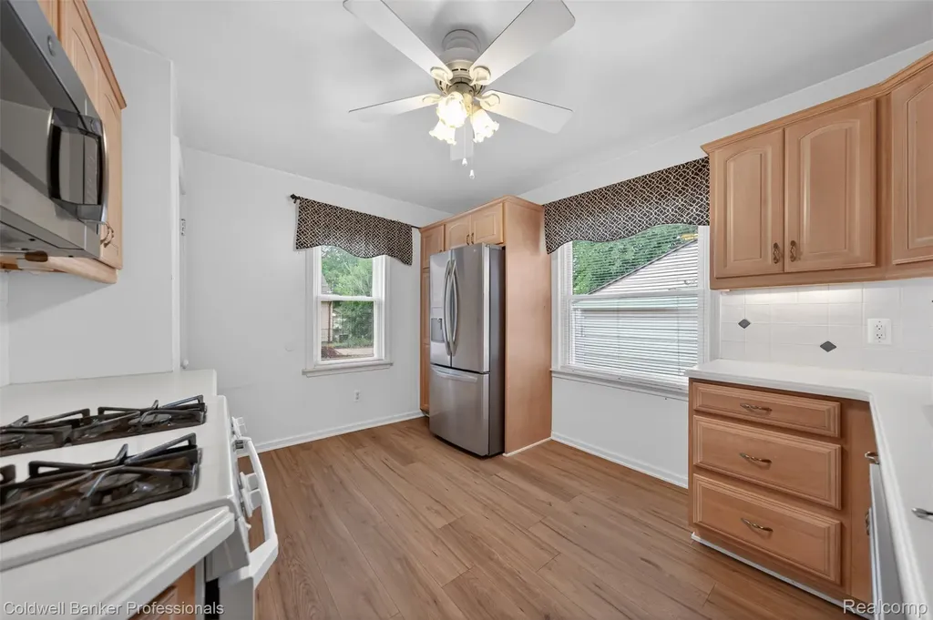 3211 Ferris Avenue Royal Oak City MI 48073