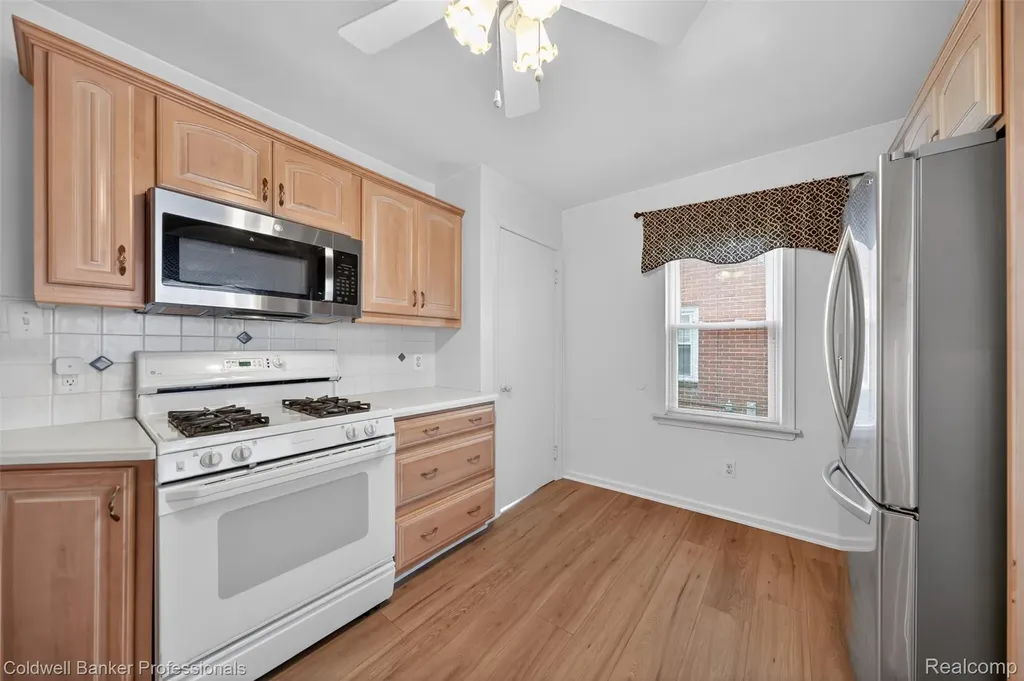 3211 Ferris Avenue Royal Oak City MI 48073