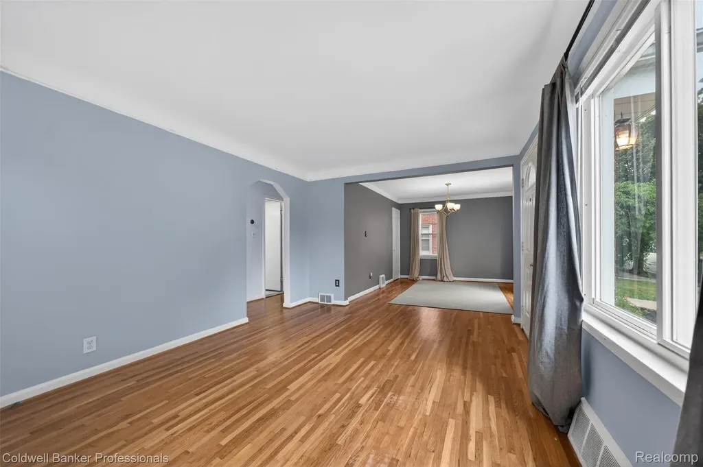 3211 Ferris Avenue Royal Oak City MI 48073