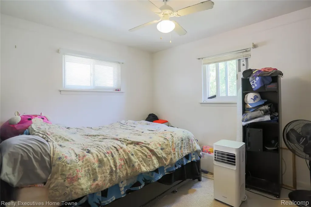 28806 Rockwood Street St. Clair Shores City MI 48081