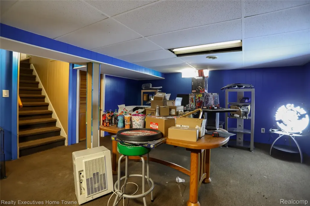 28806 Rockwood Street St. Clair Shores City MI 48081