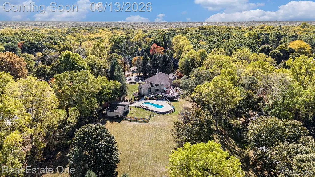 5772 N Rochester Road Rochester City MI 48306