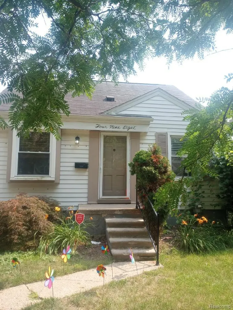 498 Bird Avenue Birmingham City MI 48009